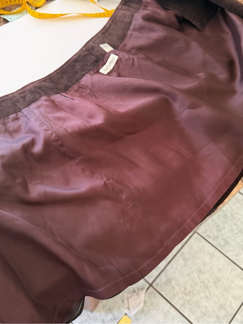 Vintage Ann Taylor Brown Leather Suede Wrap Skirt - Size 4. - Picture 10 of 15